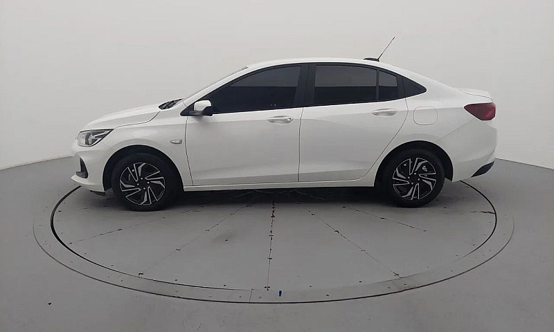 Chevrolet Onix Plus ...