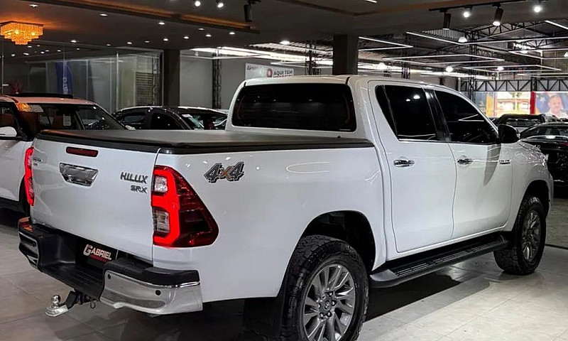 Toyota Hilux Cd Srx ...