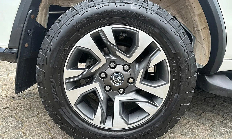 Toyota Hilux Sw4 Dia...