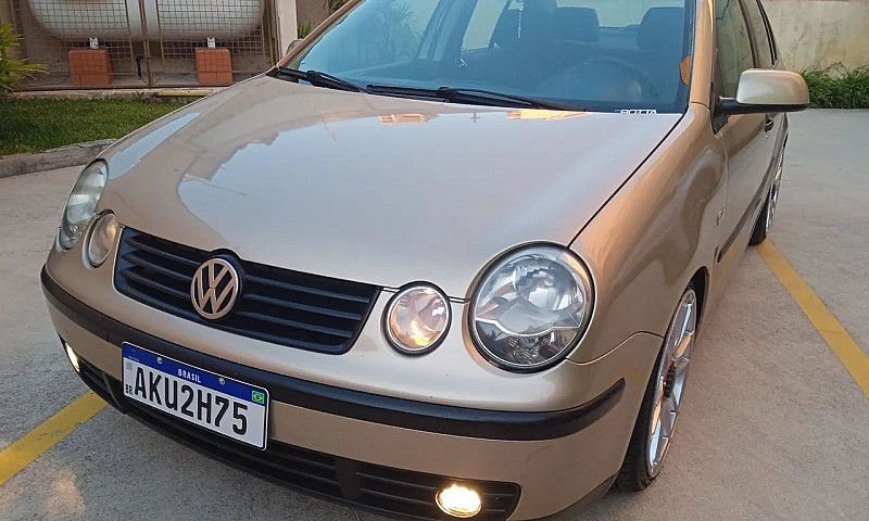 Volkswagen Polo Seda...