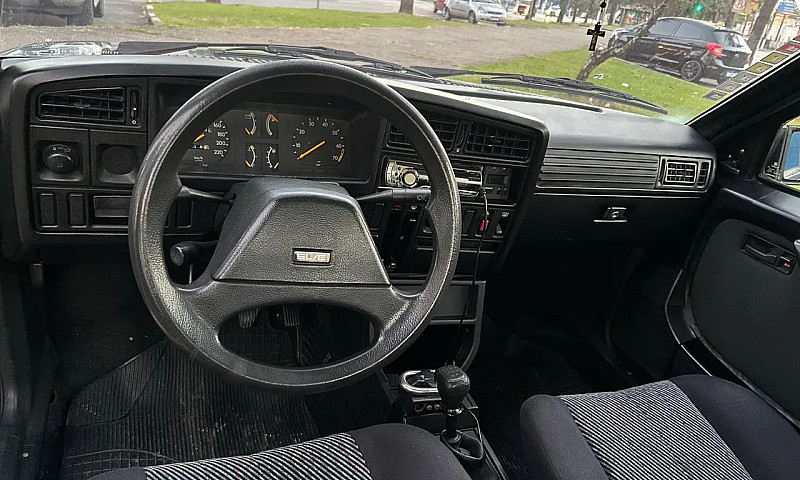 Chevrolet Monza Sl/E...