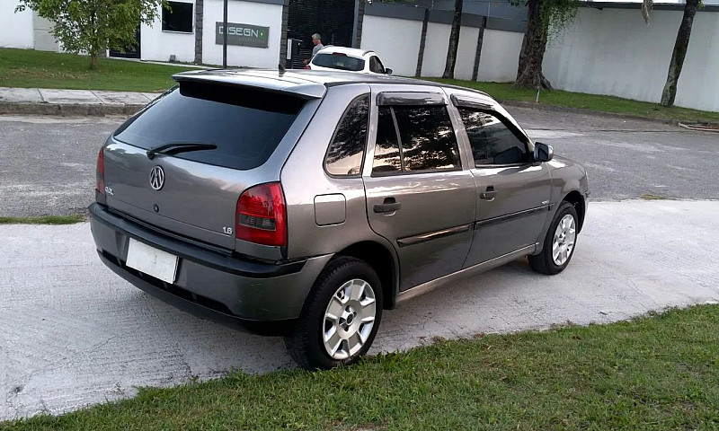 Volkswagen Gol 1.6 M...