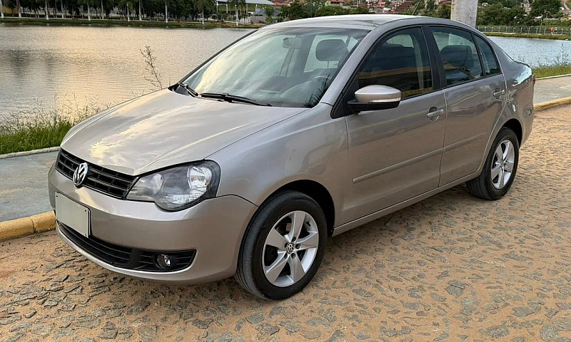 Volkswagen Polo Seda...
