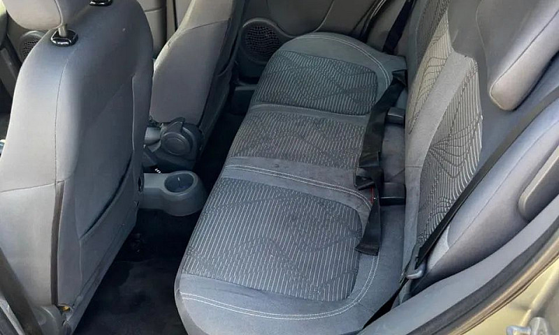 Fiat Palio Attra./It...