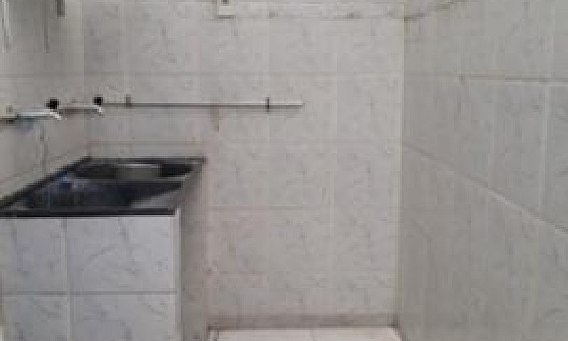 Alugo Apartamento...