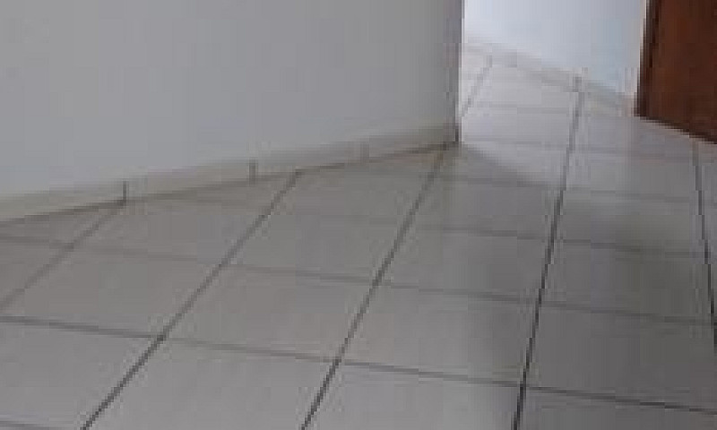 Aluga- Se Uma Casa...