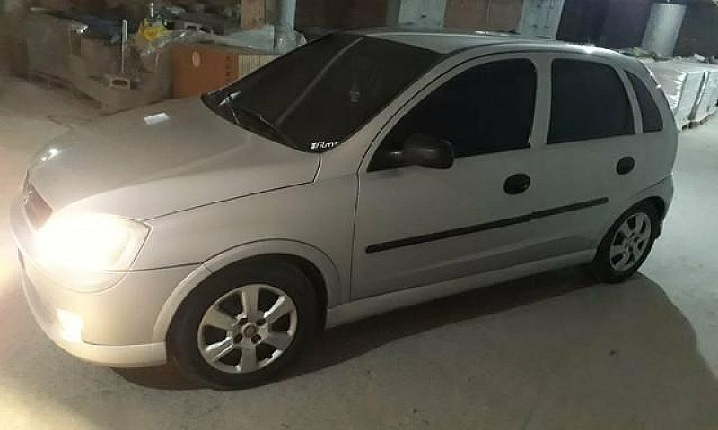 Vendo Corsa 2003, 1....