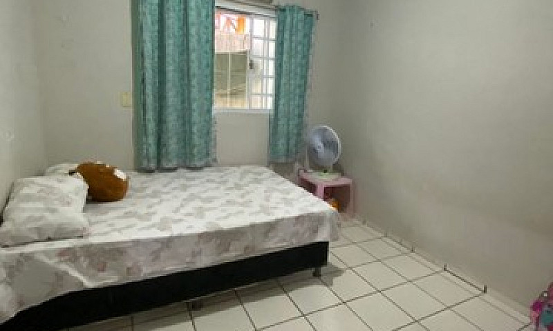 Casa Com 3 Dormitóri...