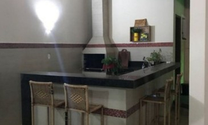 Alugo Casa Ótima Est...