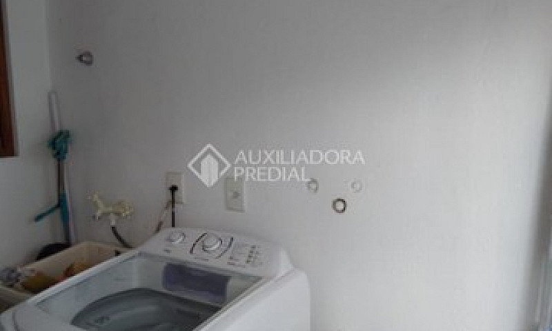 Casa À Venda Com 4 D...