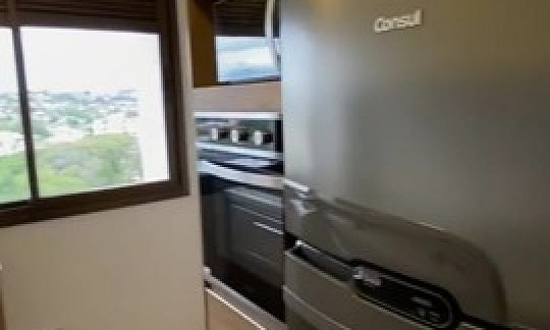 Apartamento Com Suít...
