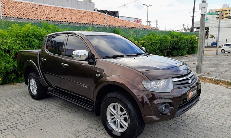 L200 Triton Hpe 2015...