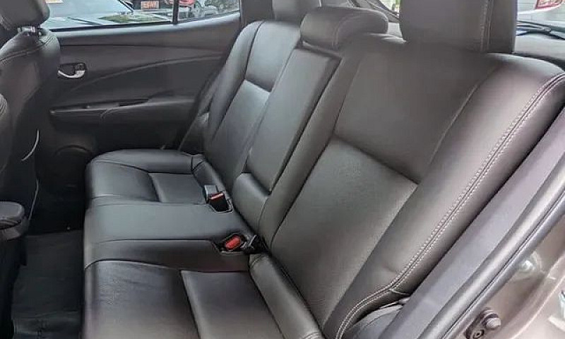 Toyota Yaris Xl Plus...