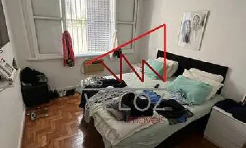 Apartamento-À Venda-...