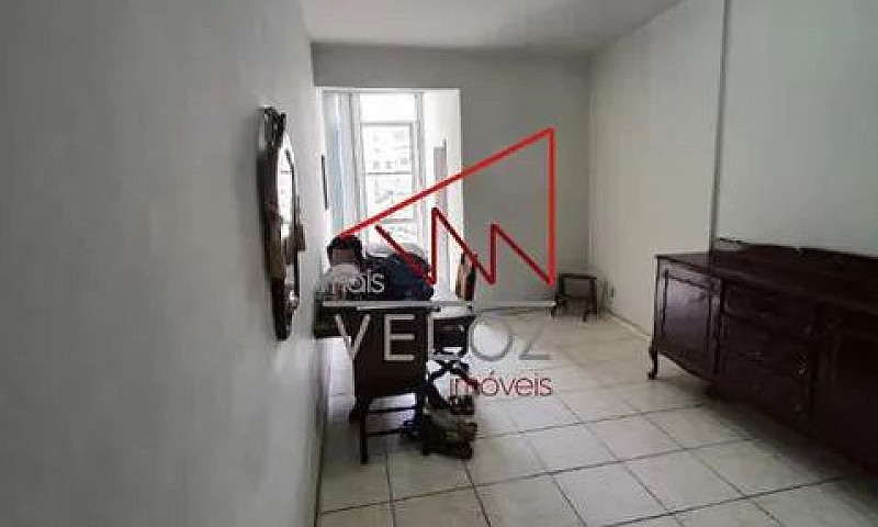 Apartamento-À Venda-...