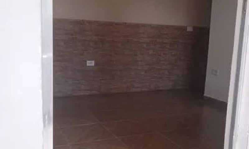 Alugo Casa. Saracuru...