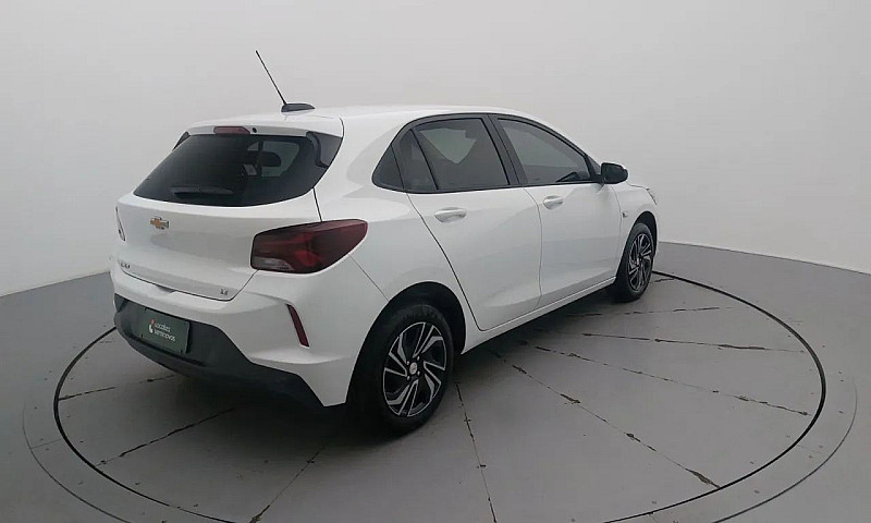 Chevrolet Onix Hatch...