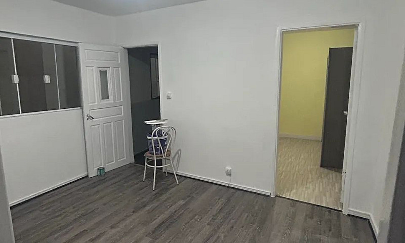 Alugo Casa Há 20 Min...