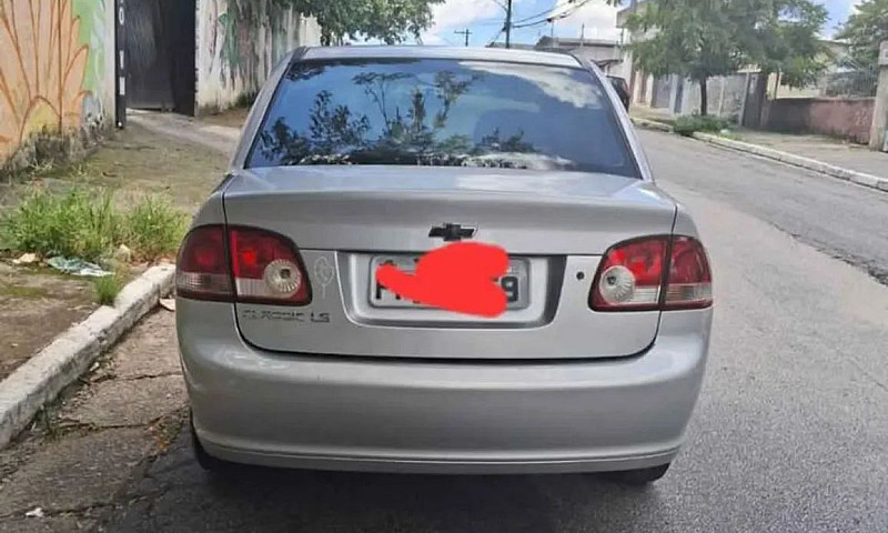 Chevrolet Classic Li...