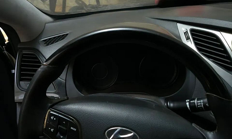 Hyundai Azera 3.0 V6...