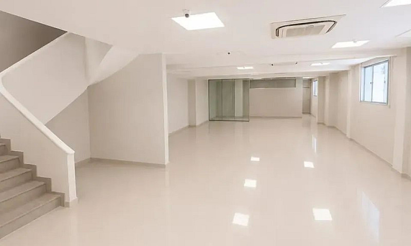 Prédio Comercial Par...