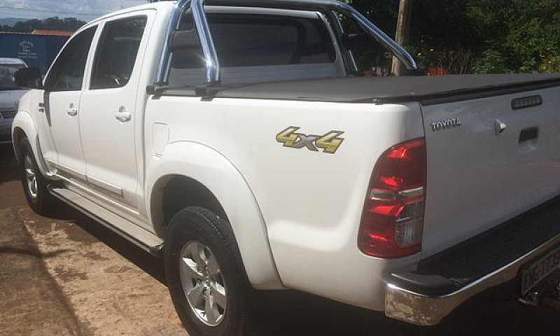 Hilux 2013...