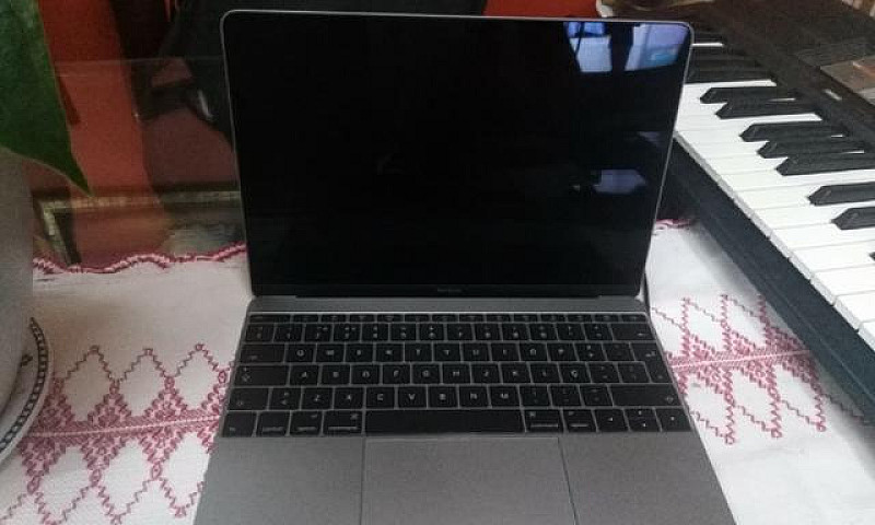 Macbook Pro Apple...