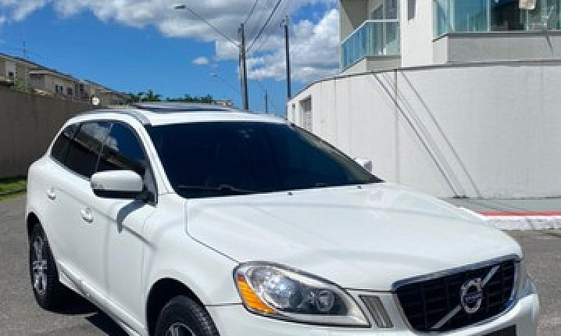 Volvo Xc60 T5 R-Desi...
