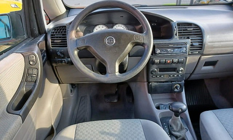 Chevrolet Zafira Exp...