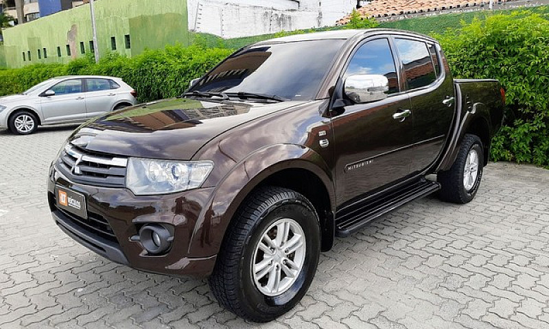 L200 Triton Hpe 2015...