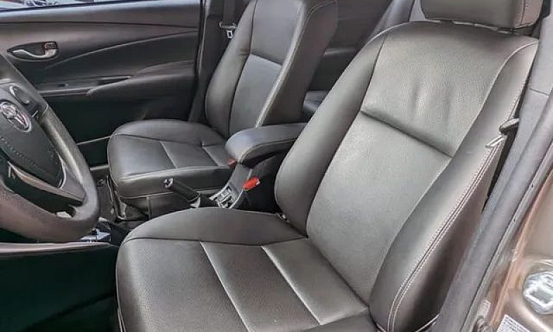 Toyota Yaris Xl Plus...