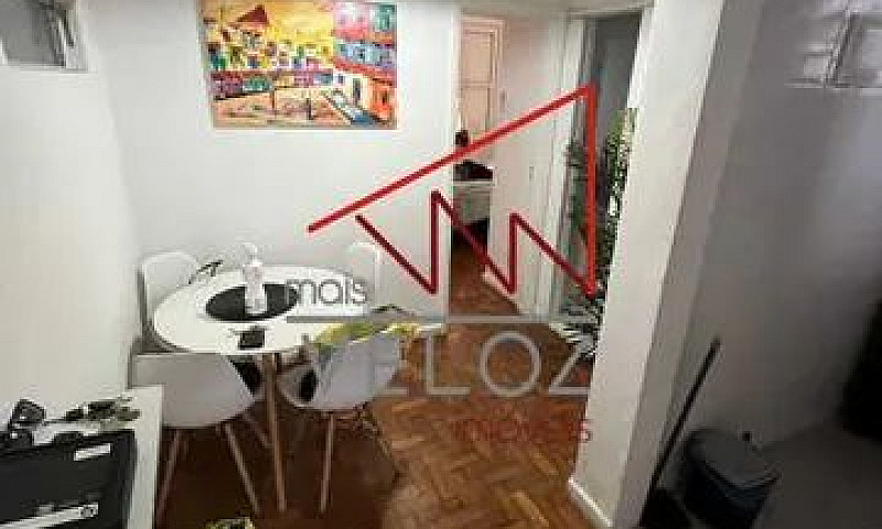 Apartamento-À Venda-...