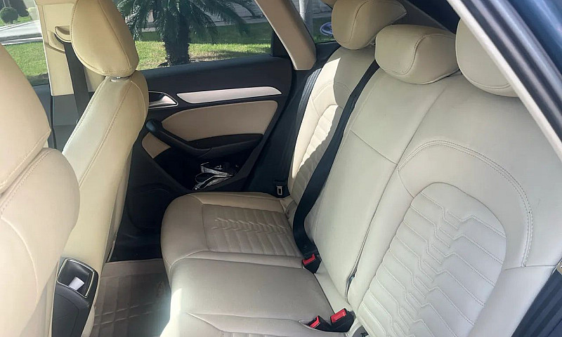 Audi Q3 1.4 Tfsi/Tfs...