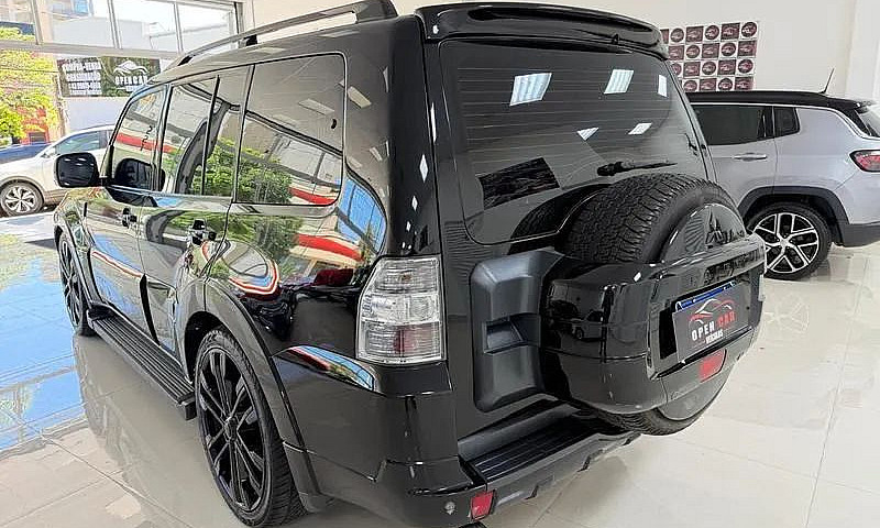 Mitsubishi Pajero Hp...