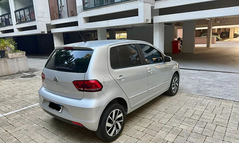 Volkswagen Fox Conne...