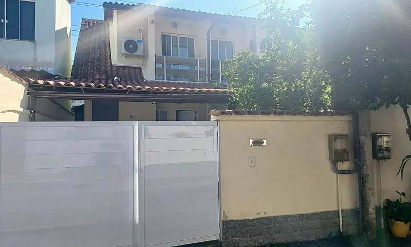 Casa Em Condomínio, ...