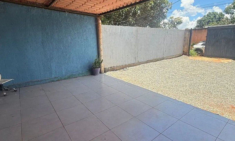 Lote De 200M2 Com Ca...