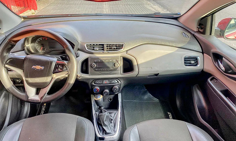 Chevrolet Onix Hatch...