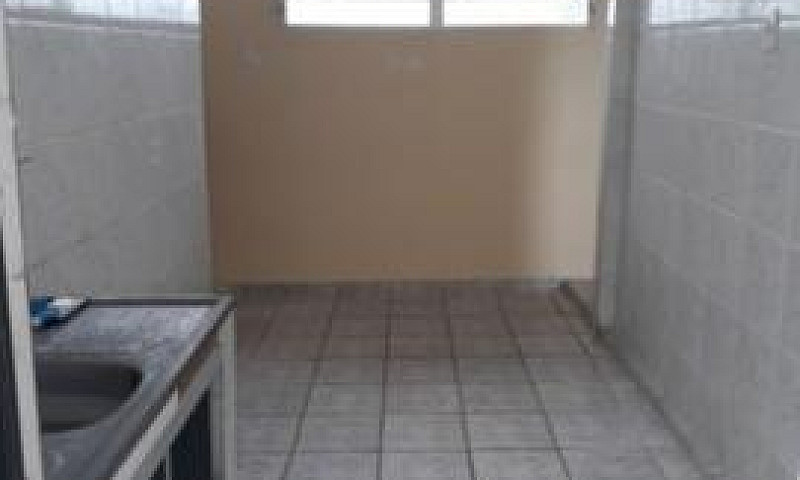 Alugo Apartamento...