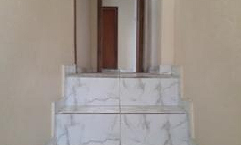 Alugo Apartamento...