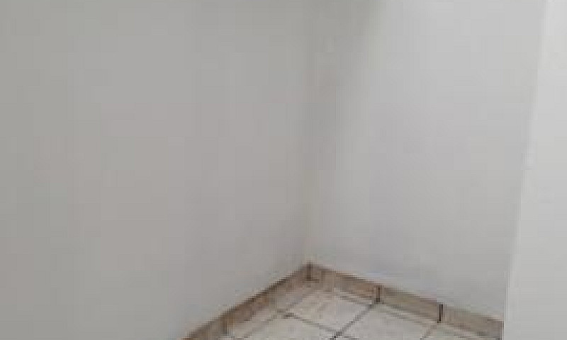 Alugo Apartamento...