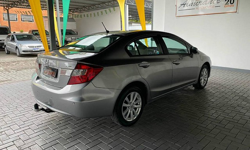 Civic 1.8 Lxs...