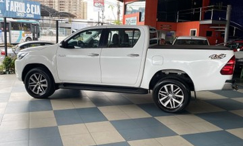 Toyota Hilux Srx Mui...
