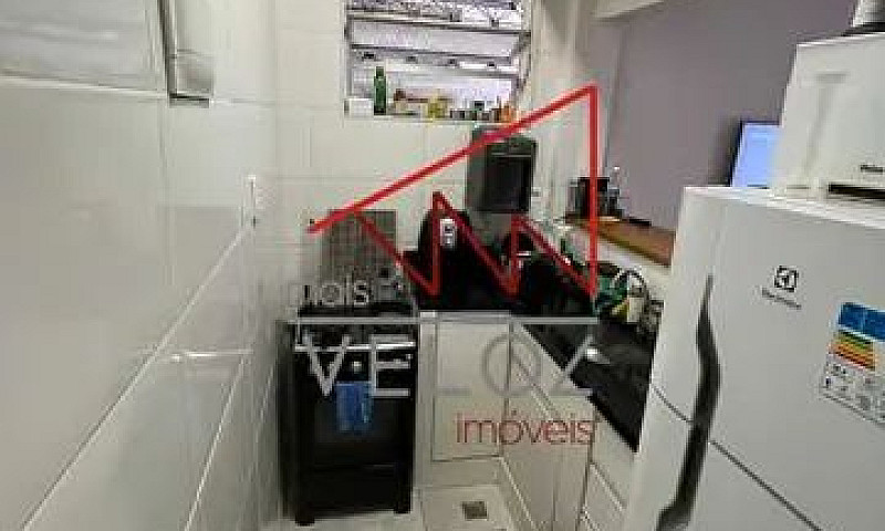 Apartamento-À Venda-...