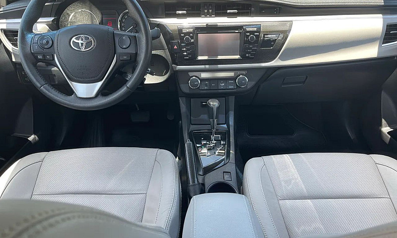 Toyota Corolla Xei 2...