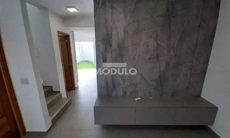 Casa Residencial Em ...