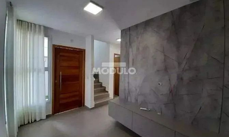 Casa Residencial Em ...