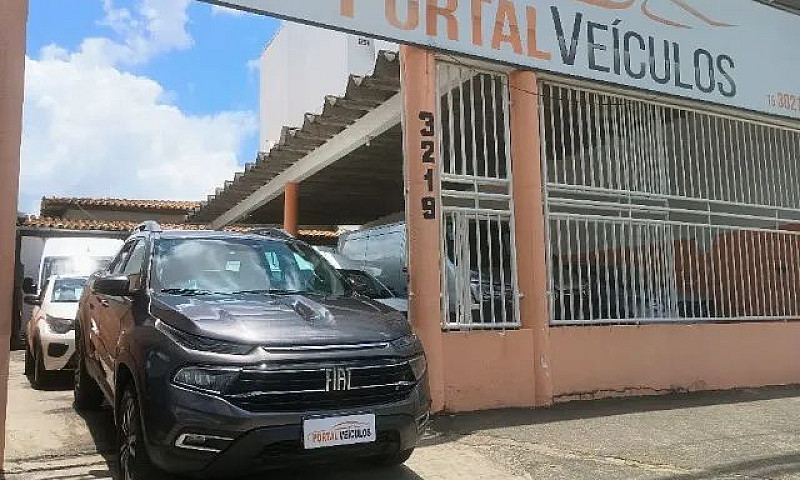 Fiat Toro Freedom 1....