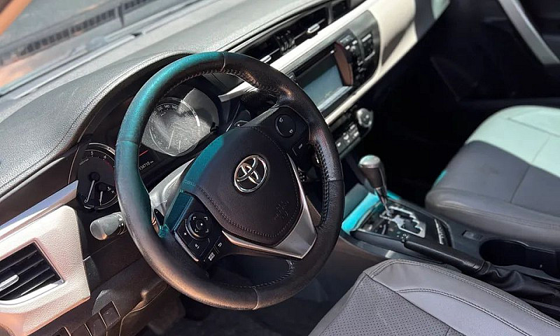 Toyota Corolla Xei 2...