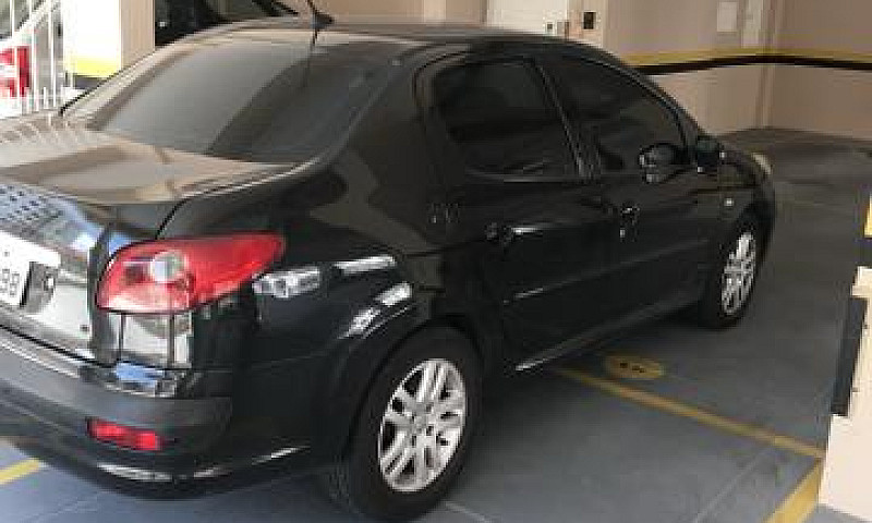 Peugeot 207 Sedan Au...